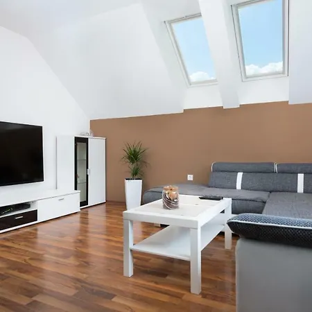Boomerang Apartment *